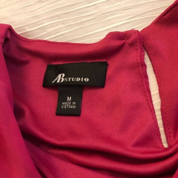 AB studio hop pink top with wing sleeves. Size: M - Picture 3 of 5